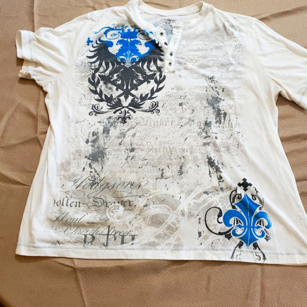 Mens t-shirt with button size 2XL